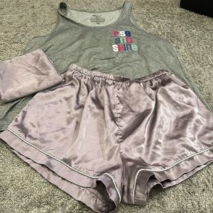 Pajama set with silk travel bag